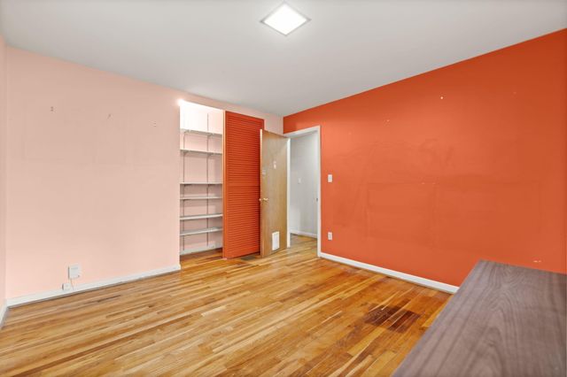 116 Vanwinkle Grove, Berea, KY 40403