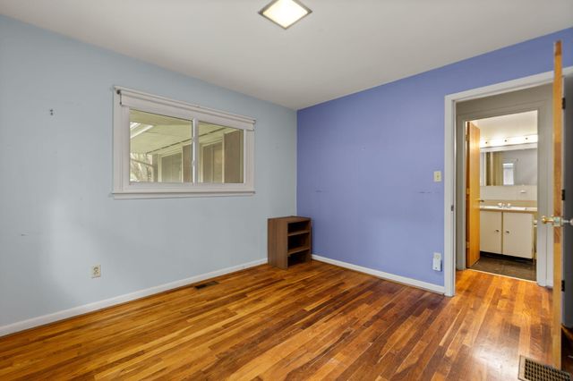 116 Vanwinkle Grove, Berea, KY 40403