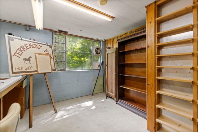 116 Vanwinkle Grove, Berea, KY 40403