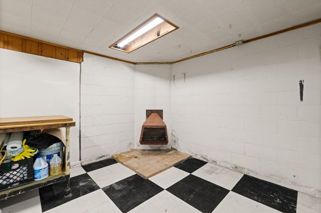 116 Vanwinkle Grove, Berea, KY 40403