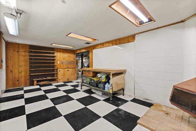 116 Vanwinkle Grove, Berea, KY 40403