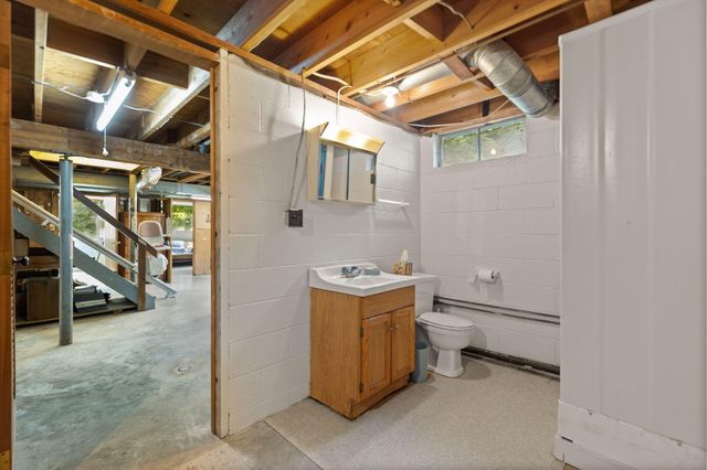 116 Vanwinkle Grove, Berea, KY 40403