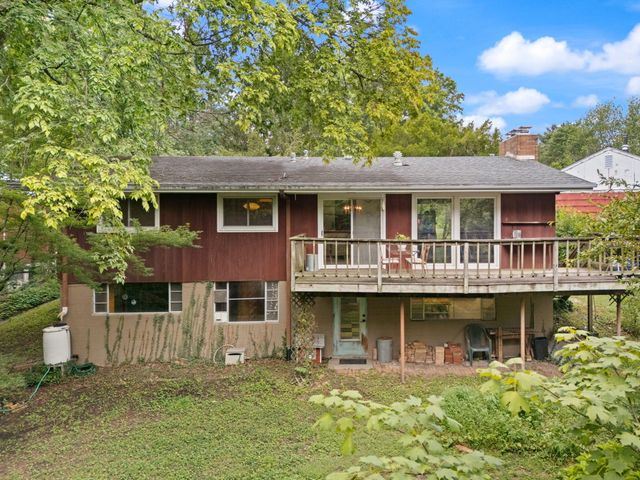116 Vanwinkle Grove, Berea, KY 40403