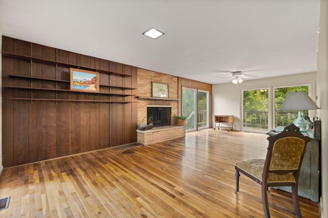 116 Vanwinkle Grove, Berea, KY 40403