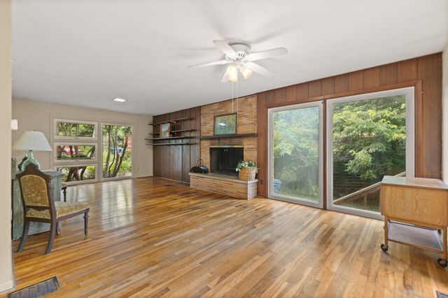 116 Vanwinkle Grove, Berea, KY 40403