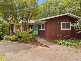 116 Vanwinkle Grove, Berea, KY 40403