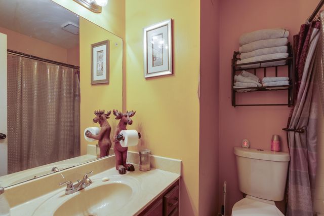 6677 HARTFORD DR, Memphis, TN 38134