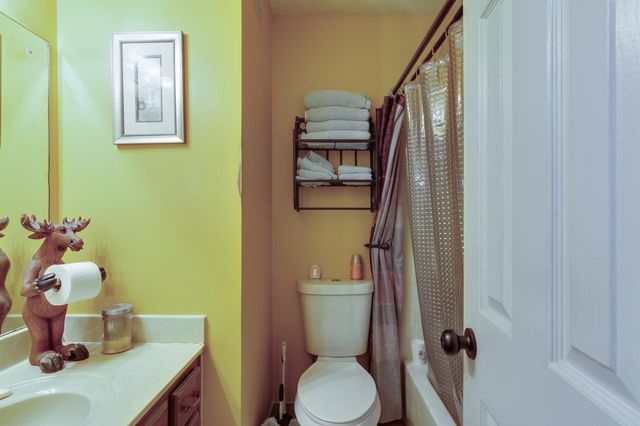 6677 HARTFORD DR, Memphis, TN 38134