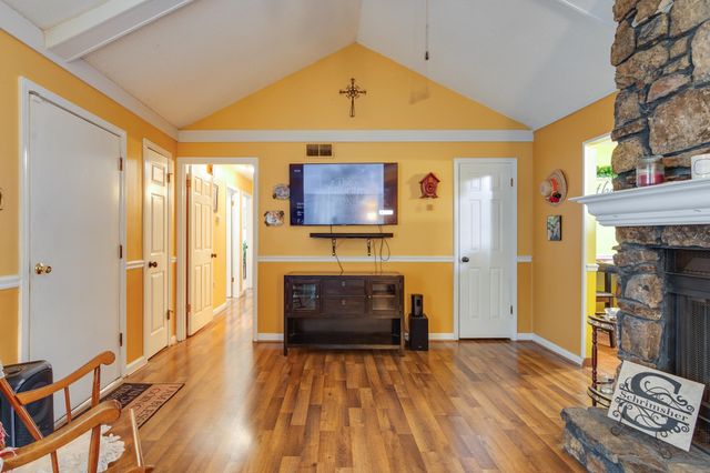 6677 HARTFORD DR, Memphis, TN 38134