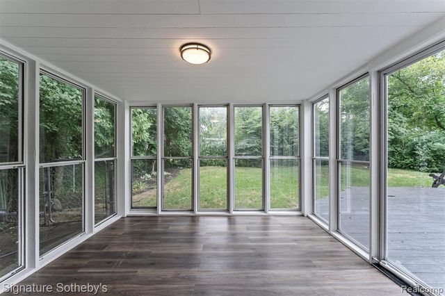 1054 Saxon Drive, Birmingham, MI 48009