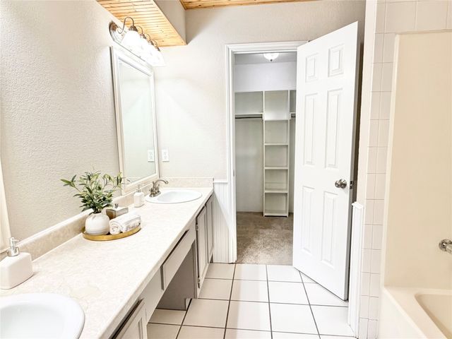 211 E Stone Circle, Wylie, TX 75098