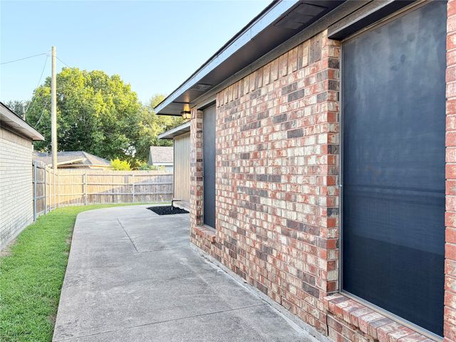 211 E Stone Circle, Wylie, TX 75098