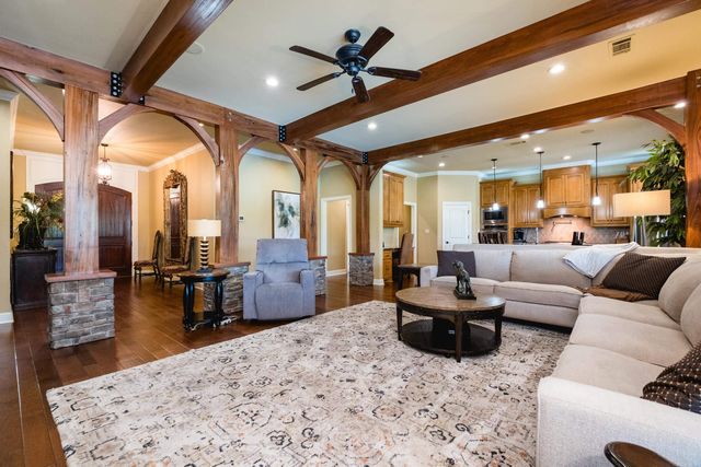 10225 Barrett Road, Roland, AR 72135
