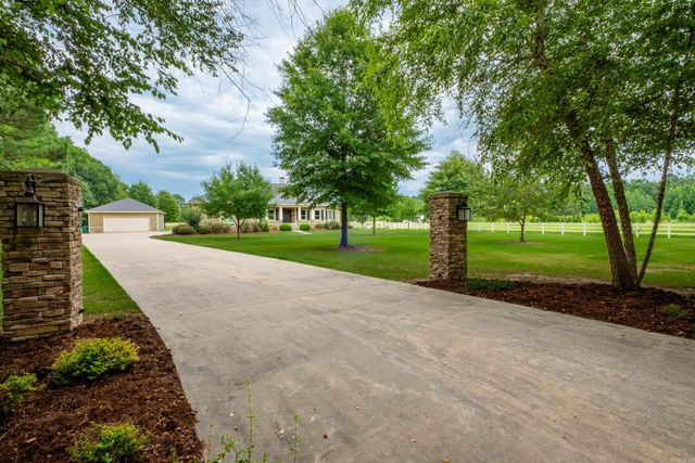 10225 Barrett Road, Roland, AR 72135