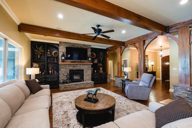 10225 Barrett Road, Roland, AR 72135
