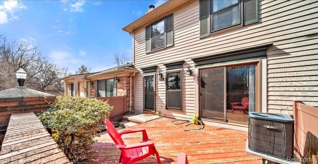 41009 Southwind Drive, Canton Charter Township, MI 48188