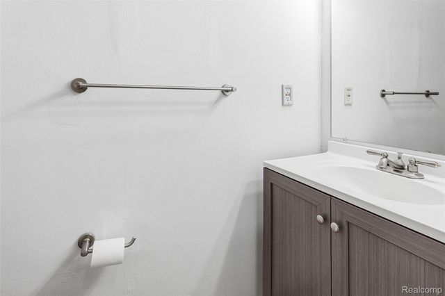 41009 Southwind Drive, Canton Charter Township, MI 48188