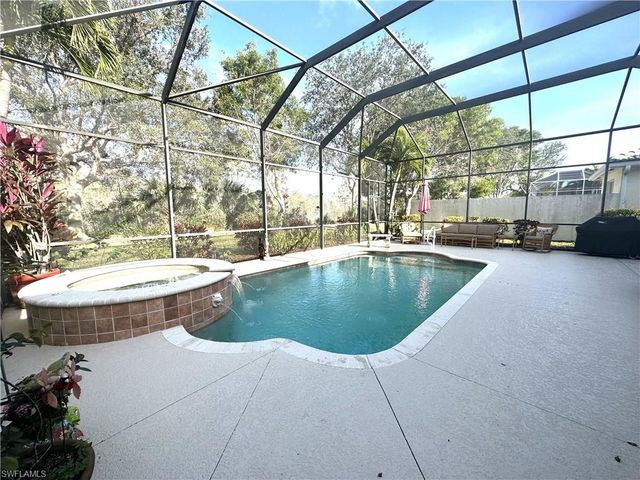 14508 Sterling Oaks DR, Naples, FL 34110