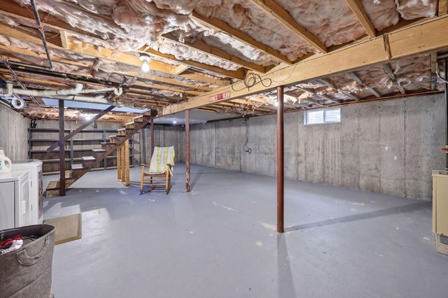 39 Kerrywood Drive, Teaticket, MA 02536