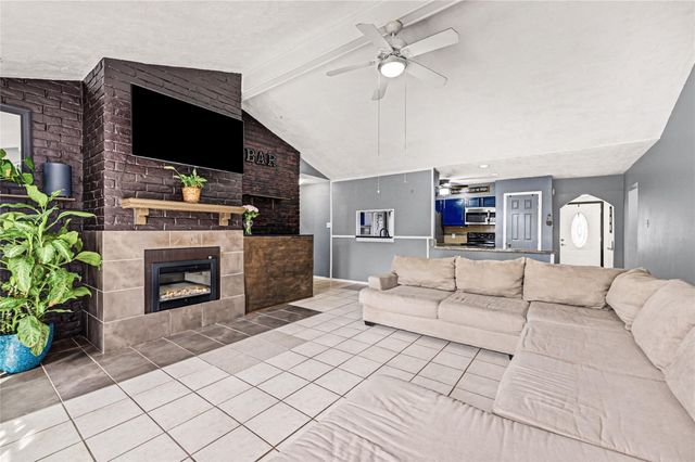 13807 Templar Lane, Sugar Land, TX 77498