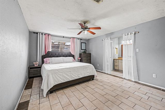 13807 Templar Lane, Sugar Land, TX 77498