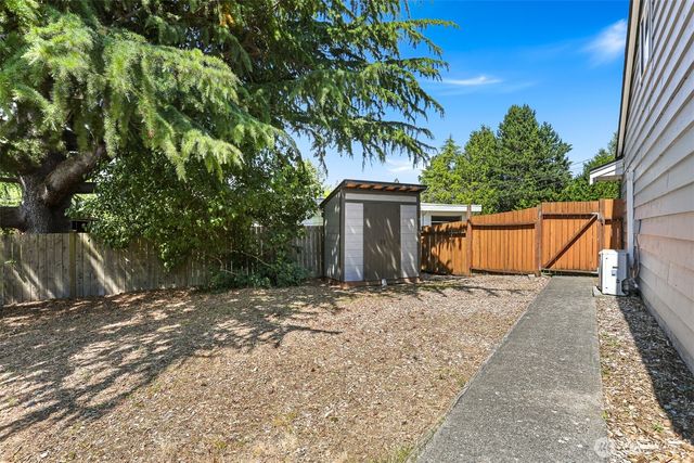 22628 87th Avenue W, Edmonds, WA 98026
