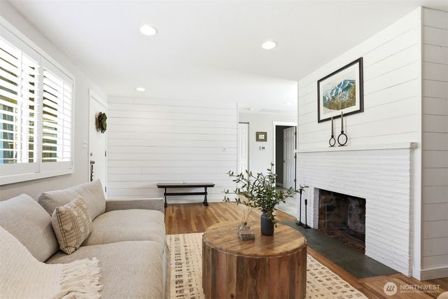 22628 87th Avenue W, Edmonds, WA 98026