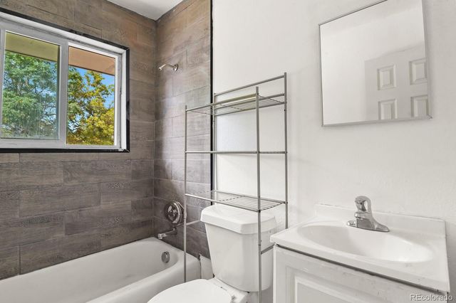 1609 & 1611 Oswego, Aurora, CO 80010