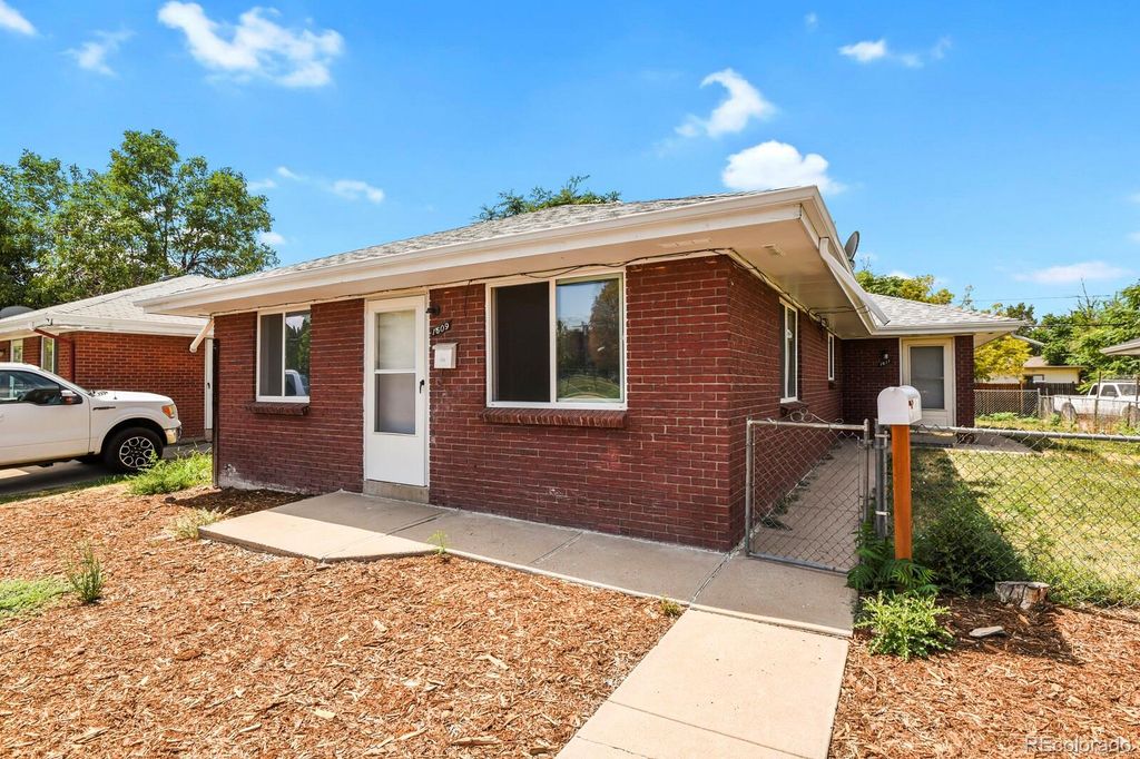 1609 & 1611 Oswego, Aurora, CO 80010