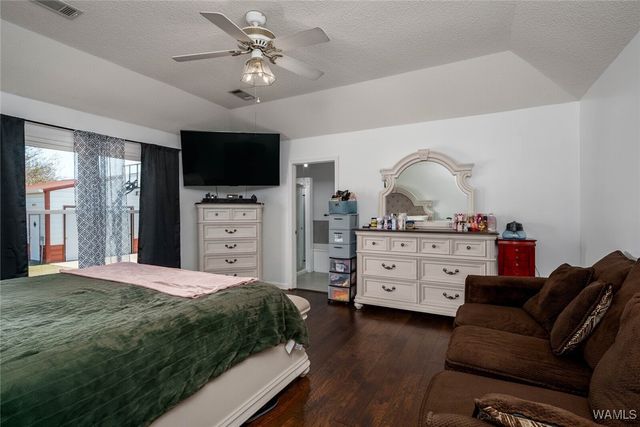 3501 Foxtrail, Northport, AL 35473