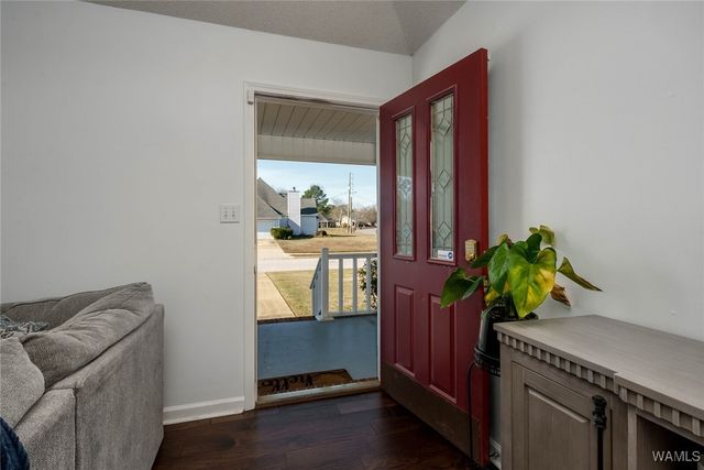 3501 Foxtrail, Northport, AL 35473