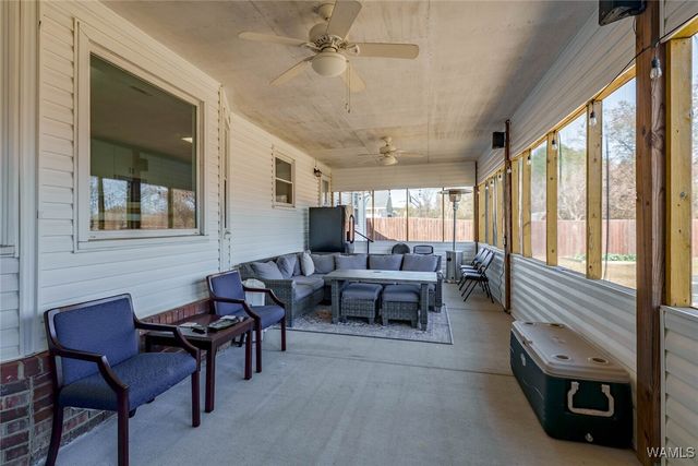 3501 Foxtrail, Northport, AL 35473