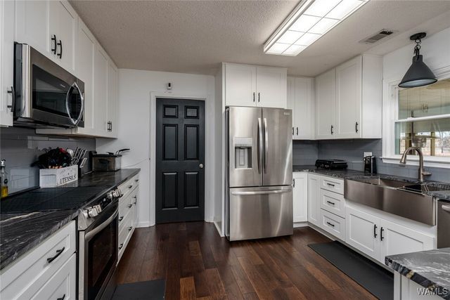 3501 Foxtrail, Northport, AL 35473