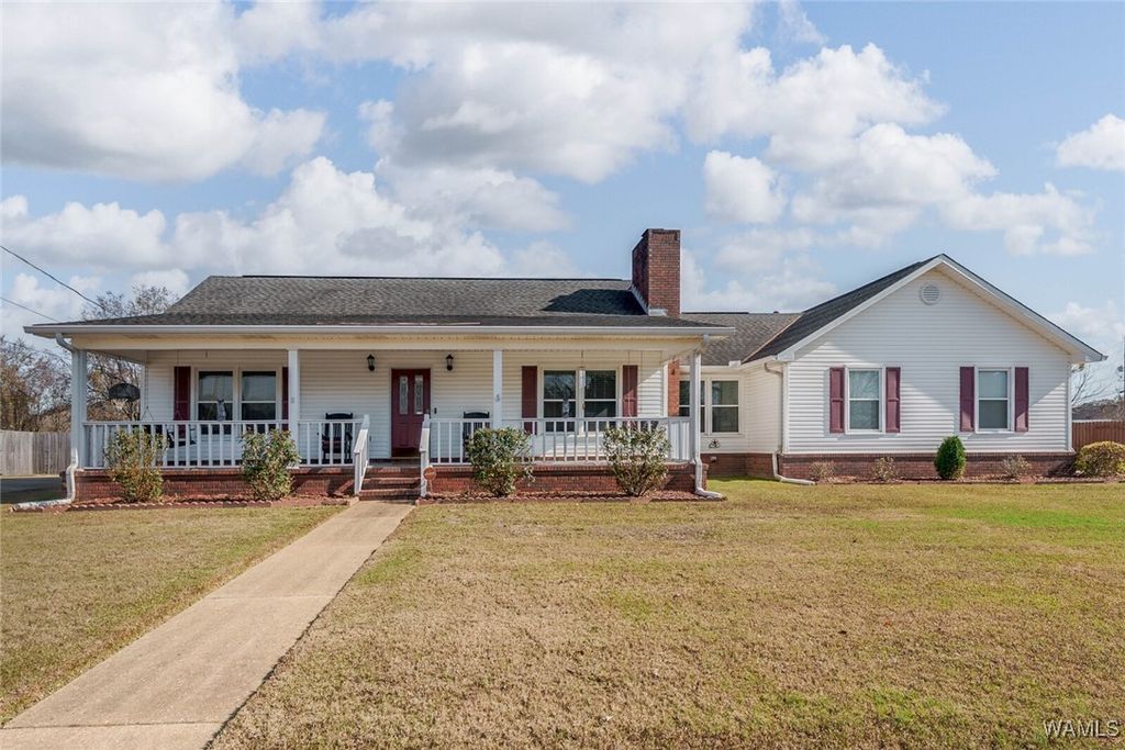 3501 Foxtrail, Northport, AL 35473