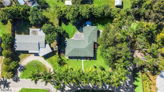 50 Palm Tree TER, Fort Myers, FL 33905