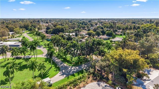 50 Palm Tree TER, Fort Myers, FL 33905