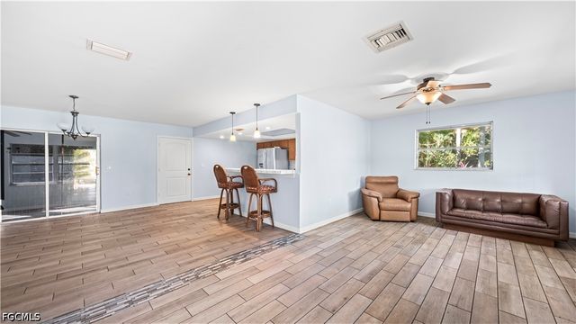 50 Palm Tree TER, Fort Myers, FL 33905