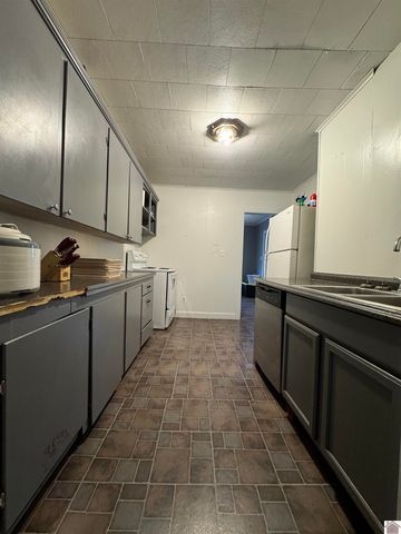 603 Hopkinsville Street, Princeton, KY 42445