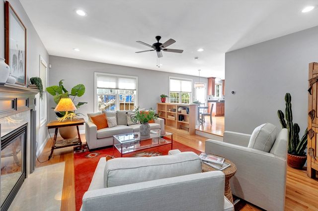 11 Rockland Avenue, Arlington, MA 02474