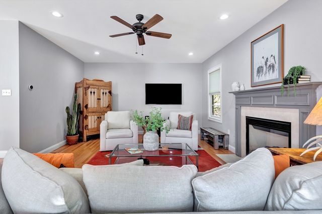 11 Rockland Avenue, Arlington, MA 02474