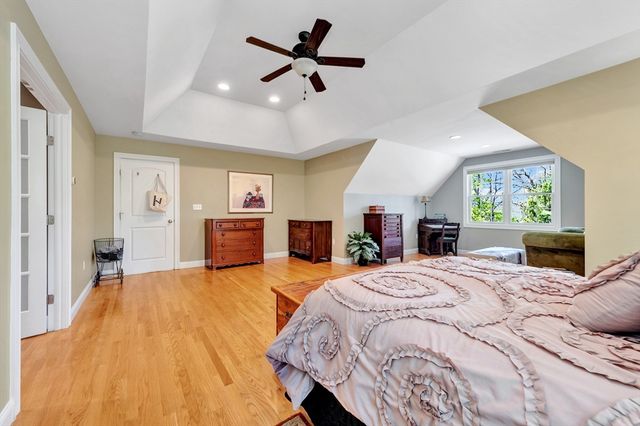 11 Rockland Avenue, Arlington, MA 02474