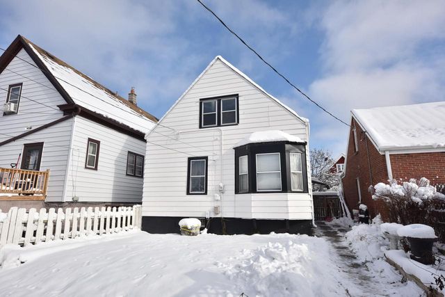 1971 S 32nd STREET, Milwaukee, WI 53215