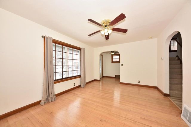 1971 S 32nd STREET, Milwaukee, WI 53215