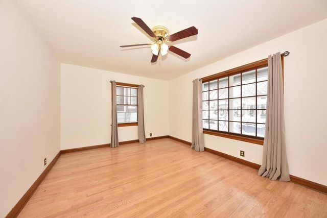 1971 S 32nd STREET, Milwaukee, WI 53215