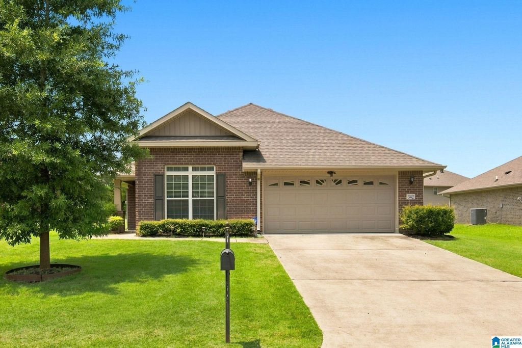 342 IVY HILLS CIRCLE, Calera, AL 35040