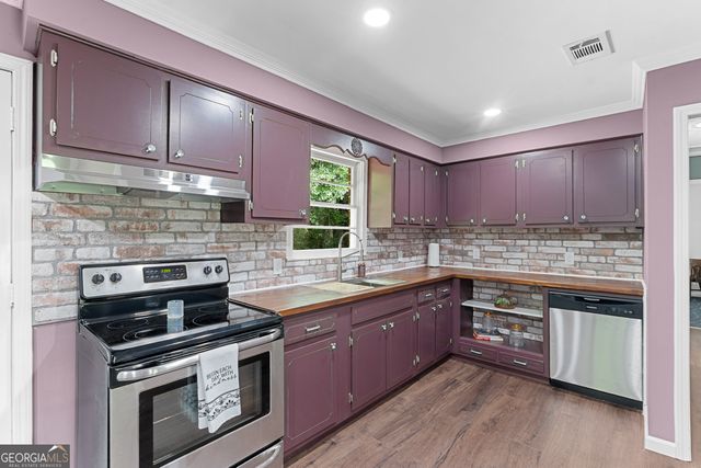 910 Perry Drive, Macon, GA 31217