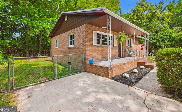 910 Perry Drive, Macon, GA 31217