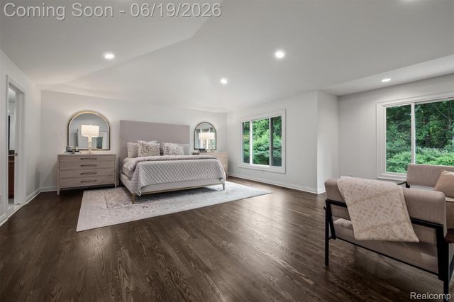 2609 Pebble Beach Drive, Oakland Charter Township, MI 48363