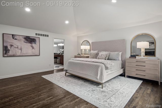2609 Pebble Beach Drive, Oakland Charter Township, MI 48363