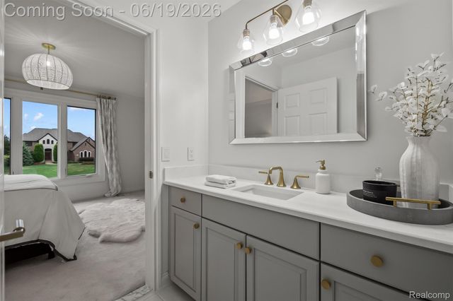 2609 Pebble Beach Drive, Oakland Charter Township, MI 48363